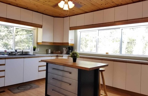 Dysart et al Cottage | Sandy Maple Cottage - Haliburton Lakefront Luxury Cottage