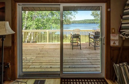 Dysart et al Cottage | Sandy Maple Cottage - Haliburton Lakefront Luxury Cottage