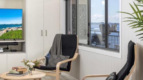 Corlette House | Sandy Point Escape