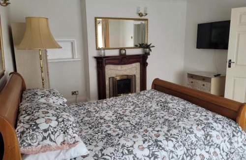 Weston-super-Mare Apartment | sandy retreat