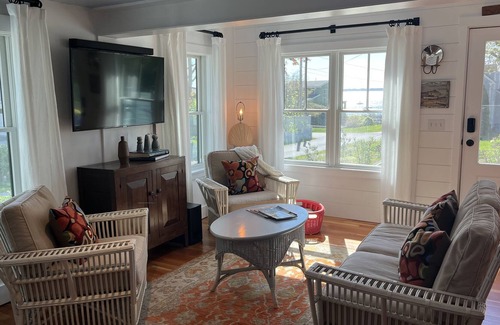 Town Landing Cottage | Sandy Seaside Cottage