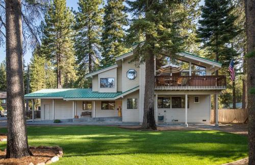 Tahoe Vista House | Sandy Shores Villa