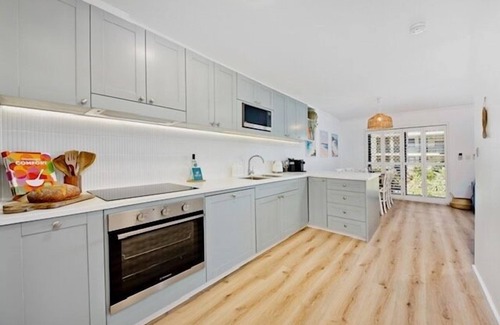 Scarborough Apartment | Sandy Toes - Coastal Retreat