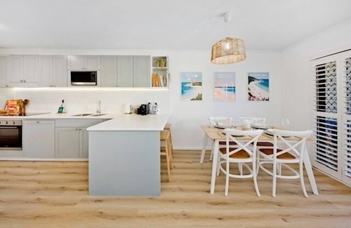 Scarborough Apartment | Sandy Toes - Coastal Retreat