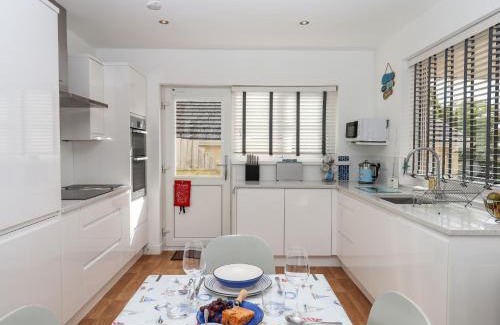 Paignton House | Sandy Toes