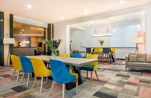 Okecie Hotel | Sangate Hotel Airport