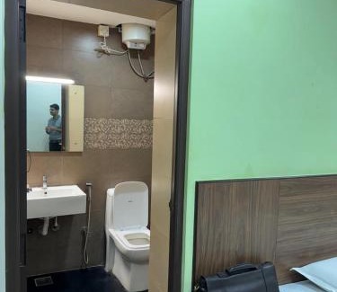 Egmore Hotel | Sangeetha Business Hotel