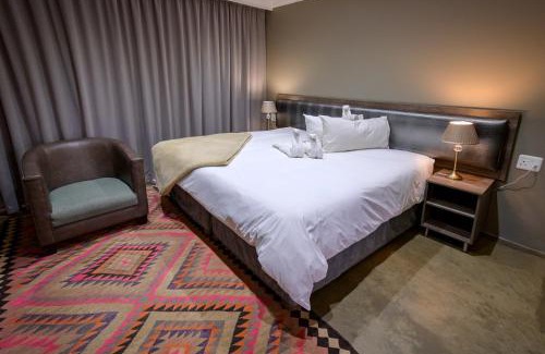 Bloemfontein Cabin | Sangiro Game Lodge