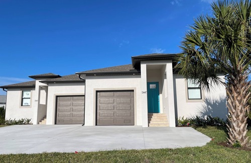 Iona Villa | Sanibel Causeway New Pool Villa