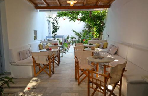 Old Town Naxos Hotel | Sanoudos