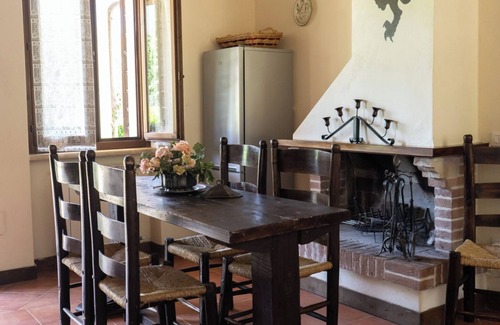 Precetto Apartment | SANTA CROCE - TORRE: Three-room apartment in farmhouse with pool, Marmore Falls
