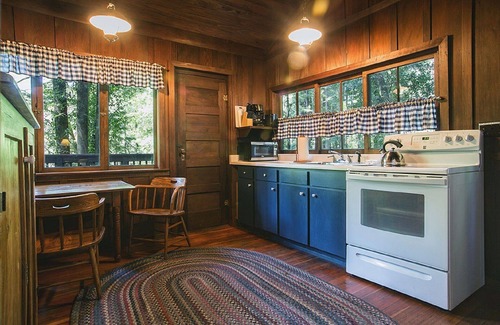 Mount Hermon Cabin | Santa Cruz Mountain Cabin. Utmost Tranquility Amongst the Redwoods !