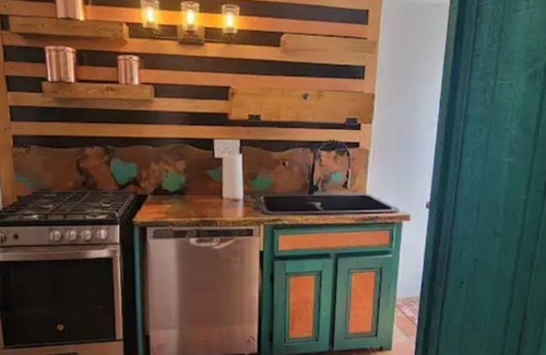 South Capitol Apartment | Santa Fe Villa near Plaza. Walk to the Plaza or drive 30 minutes to ski hill.