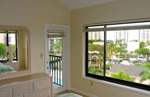 South Island Condo | Santa Maria 400 - Wkly A 2 Bedroom Condo by Redawning