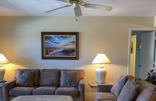 South Island Condo | Santa Maria Harbour Resort 202 - Weekly 2 Bedroom Condo by RedAwning