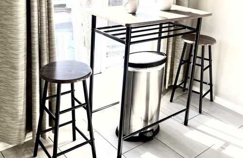 Sunset Park Condo | Santa Monica Condo in heart of Sunset Park Neighborhood