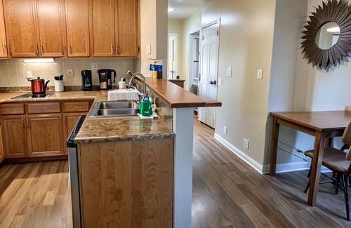 Sawtelle Apartment | Santa Monica Executive Suites