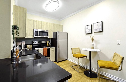 Marina del Rey Apartment | Santa Monica retreat 2 min to Promenade