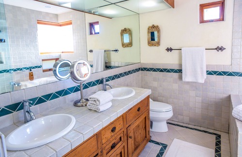 Wilshire Montana House | Santa Monica Spanish Style Home near Montana ave.,North of Wilshire