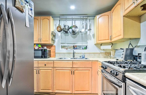 Sunset Park House | Santa Monica Townhome - Close to Beach!