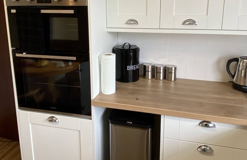 Kilgetty House | Santa Rosa - 4 Bedroom Holiday Home