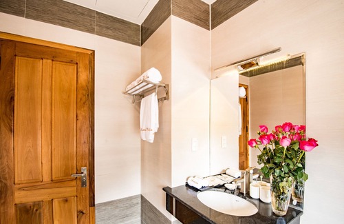Cam An Hotel | Santa Sea Villa Hoi An