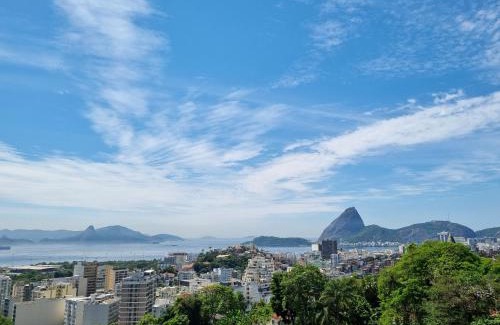 Santa Teresa Apartment | Santa Teresa Luxury Flat. Sugar-Loaf Amazing View