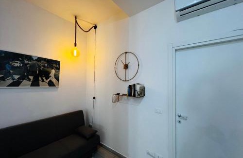 Province of Bologna Apartment | Santa Viola House - By AyDesHouse