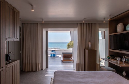 Agia Anna Hotel | Santana Beach