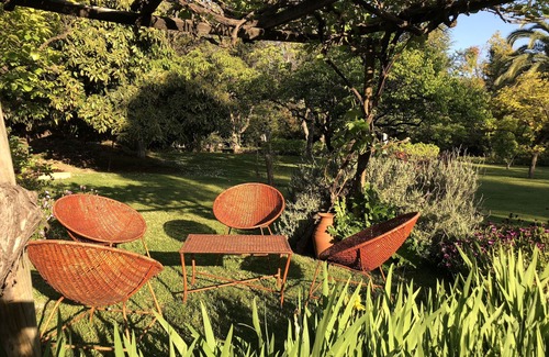Pirque House | Santiago Wine Country Casita – Steps from Don Melchor Winery