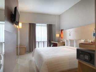Medan Hotel | Santika Premiere Dyandra Hotel & Convention - Medan