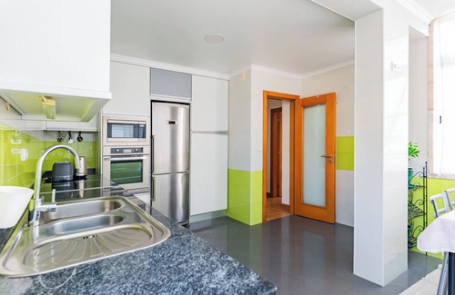 Oeiras Apartment | Santo Amaro Beach Family Stays