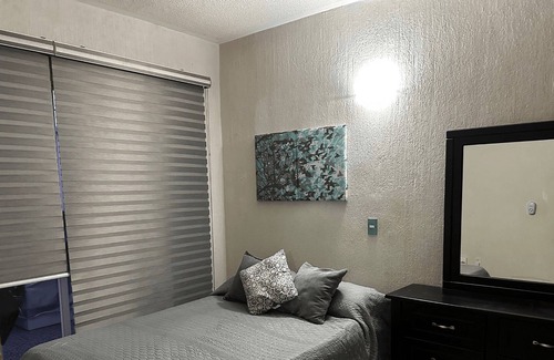 Mazatlan Hotel | Santo Edgar 4143