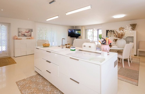 Les Farges House | Santoneige is a spacious (150 m2) newly built holiday home in 2018