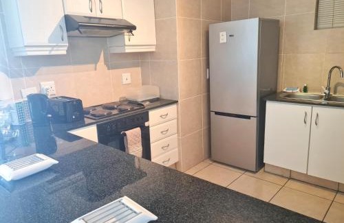 Margate Beach Apartment | Santorini 106A