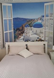 Sremska Mitrovica Apartment | Santorini