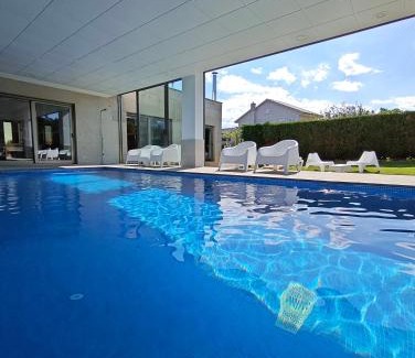 Sanxenxo House | Sanxenxo Casa Rial 47 con PISCINA CLIMATIZADA