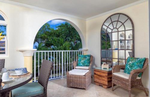 Dover Apartment | Sapphire Beach Condos