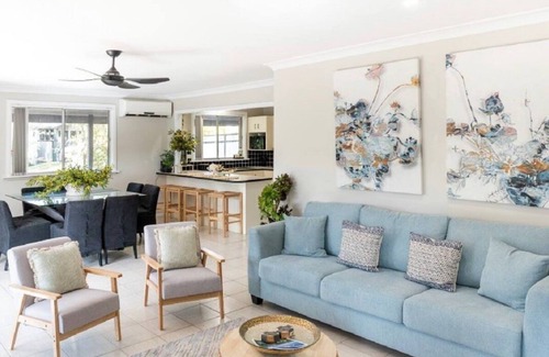 Diamond Beach House | Sapphire on Diamond