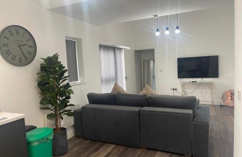 Roath Apartment | Sapphire Premier Apartments w/Secure Parking