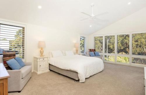 Callala Beach House | Sapphire Sands - Pet Friendly - Community Pool