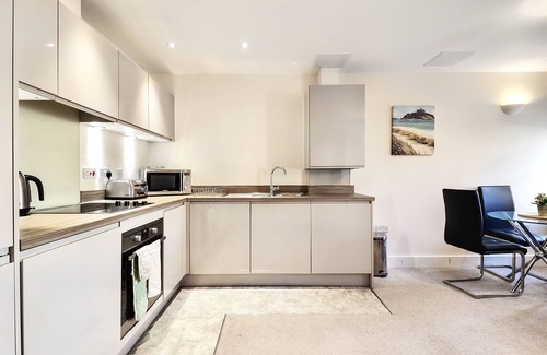 Chelmsford Apartment | Sapphire Serviced Apartment