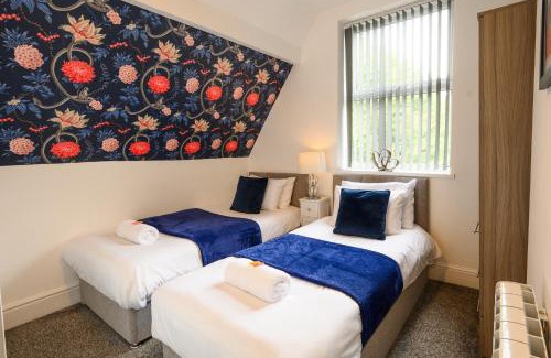 Moseley Apartment | SAPPHIRE Suite Moseley Mews, Birmingham By StayStaycations