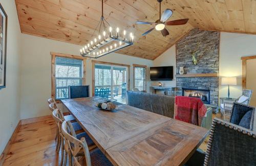 Deer Run House | Sapphire Valley Resort Cabin with Fireplaces and Grill