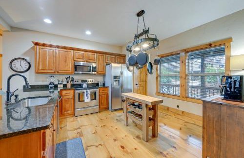 Deer Run House | Sapphire Valley Resort Cabin with Fireplaces and Grill