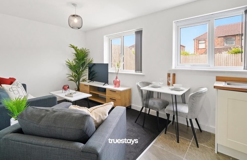 Failsworth Apartment | Sarah House, Apartment 1
