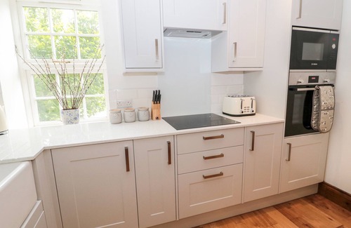 Hartburn House | SARAH'S COTTAGE, pet friendly, luxury holiday cottage in Morpeth