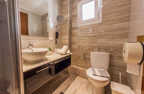 Haniotis Hotel | Sarantis Hotel