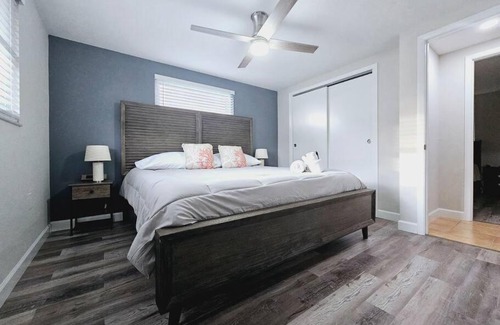 Sarasota Springs House | Sarasota Home close to Siesta Key Beach