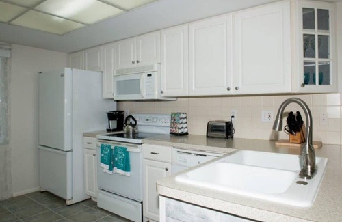 Braden River Condo | Sarasota's Endless Summer~ Secret Hideawaynn